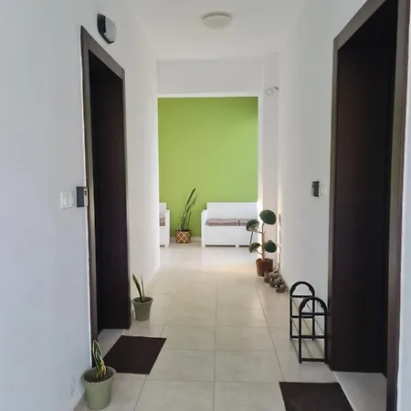 Maria'S Modern Studio 5Min From Beach Суда Экстерьер фото