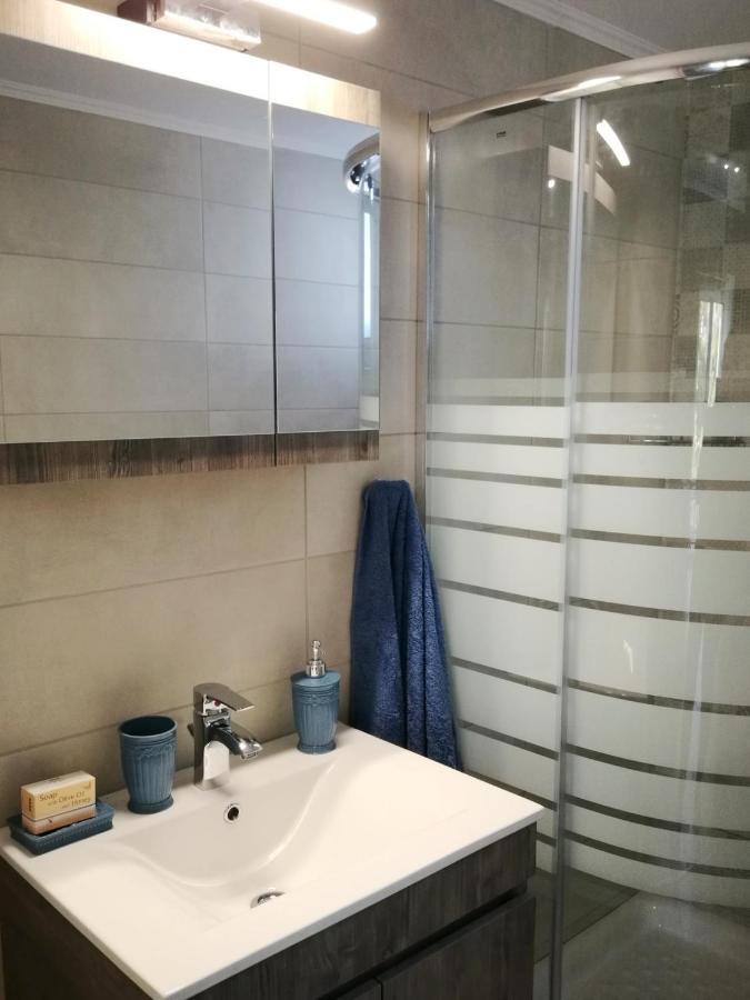 Apartment Maria's Modern 5min From Souda